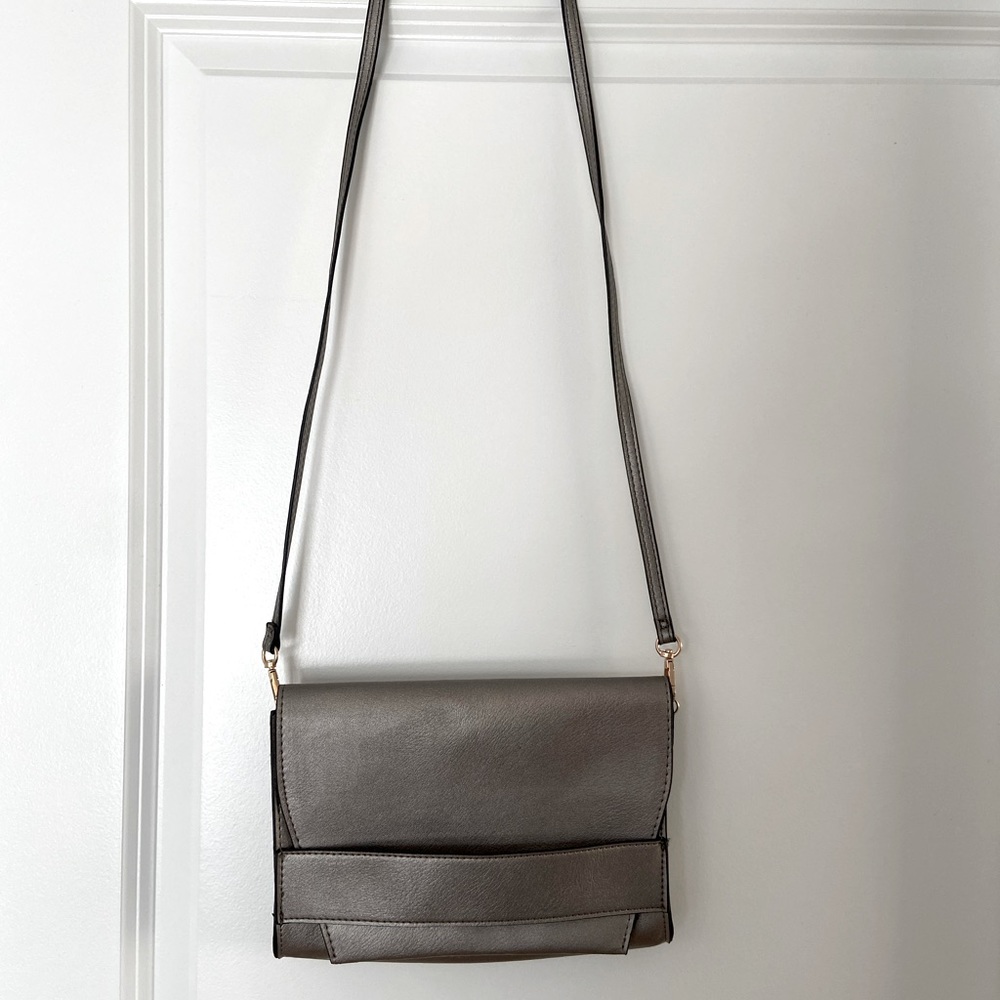Brand New Summer & Rose Purse!